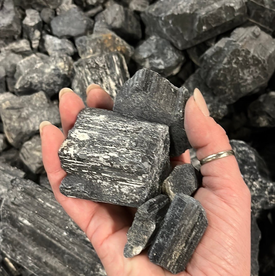 Rough black tourmaline new arrivals