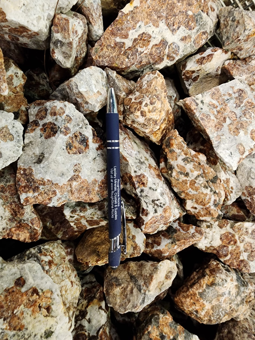 Garnet in Wollastonite - 1 pound