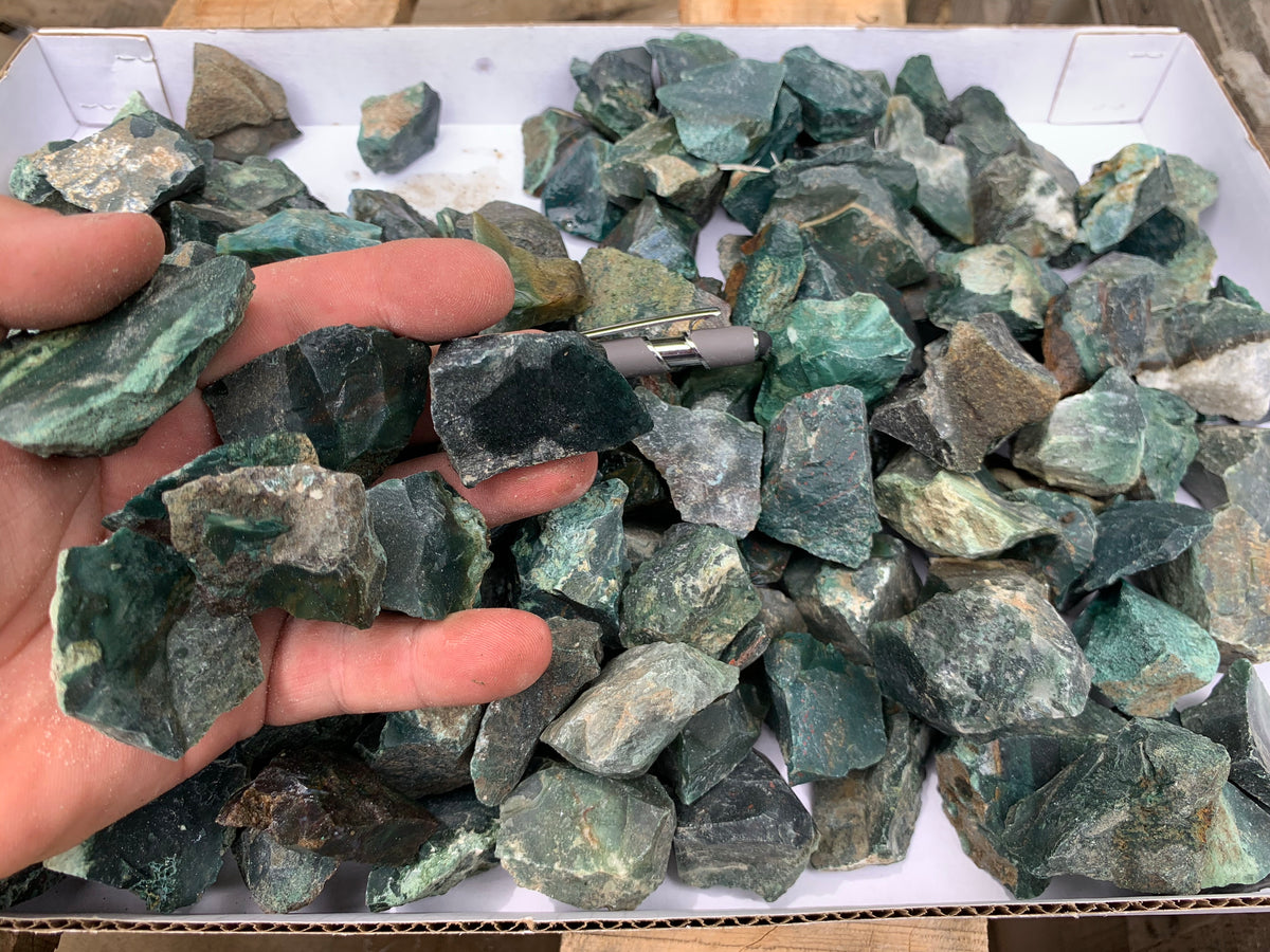 Bloodstone - Small Pieces - 1 pound – RoughStone.Rocks LLC